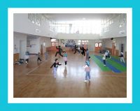 ぞうくみ🐘先日、氷鬼をしました！「助けて～～！」と一緒に走る仲間に応援を求めたり、「こっちとこっちから挟もう！」と鬼同士が作戦を練ったりなど、協力し合う姿が見られていました😌たくさん走ってたくさん笑って、楽しい時間を過ごしました💓