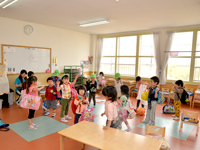 年中・らいおんくみ